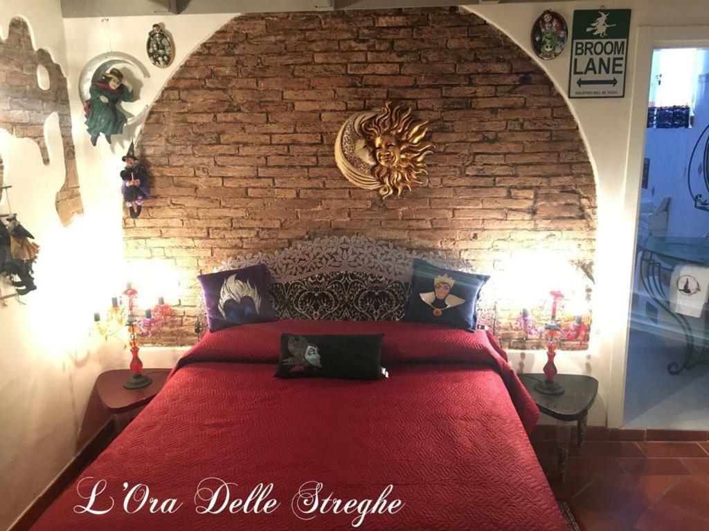 L'Ora Delle Streghe B&B Centralissimo Livorno Exterior photo